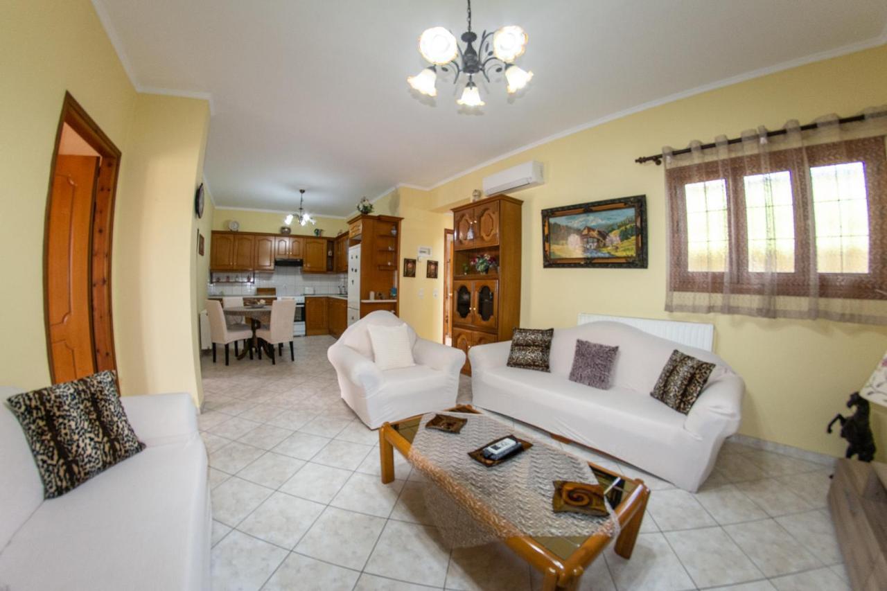 Kapetanios Apartments Agios Stefanos Avliotes  ภายนอก รูปภาพ