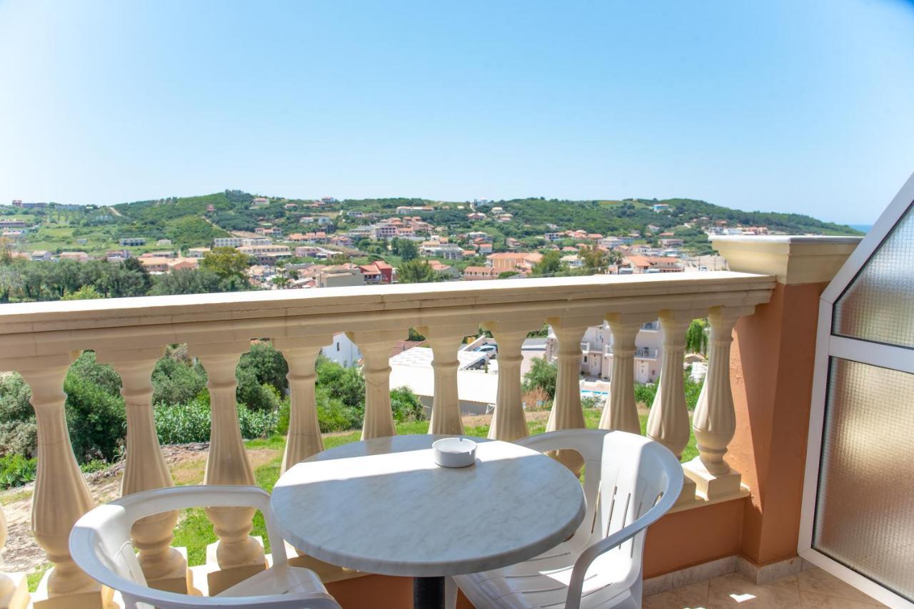 Kapetanios Apartments Agios Stefanos Avliotes  ภายนอก รูปภาพ