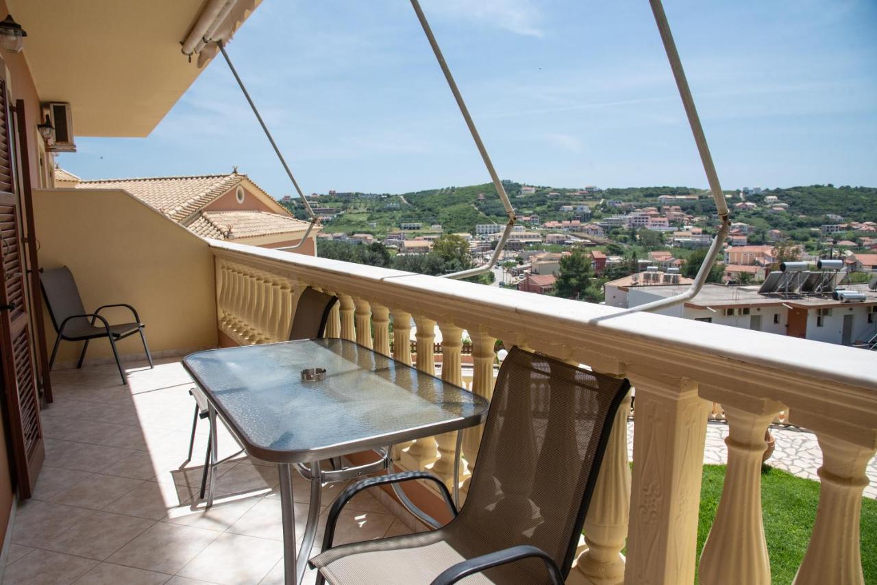 Kapetanios Apartments Agios Stefanos Avliotes  ภายนอก รูปภาพ