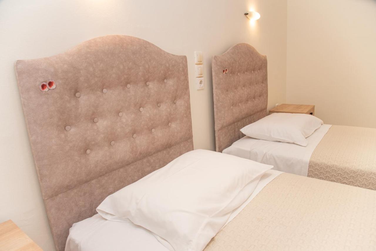 Kapetanios Apartments Agios Stefanos Avliotes  ภายนอก รูปภาพ